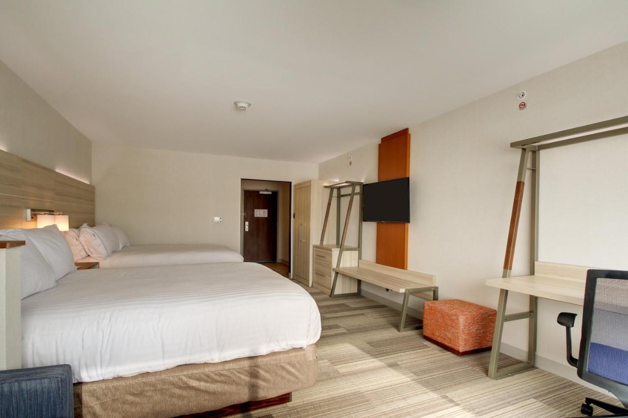 Holiday Inn Express & Suites Galesburg By Ihg Bilik gambar