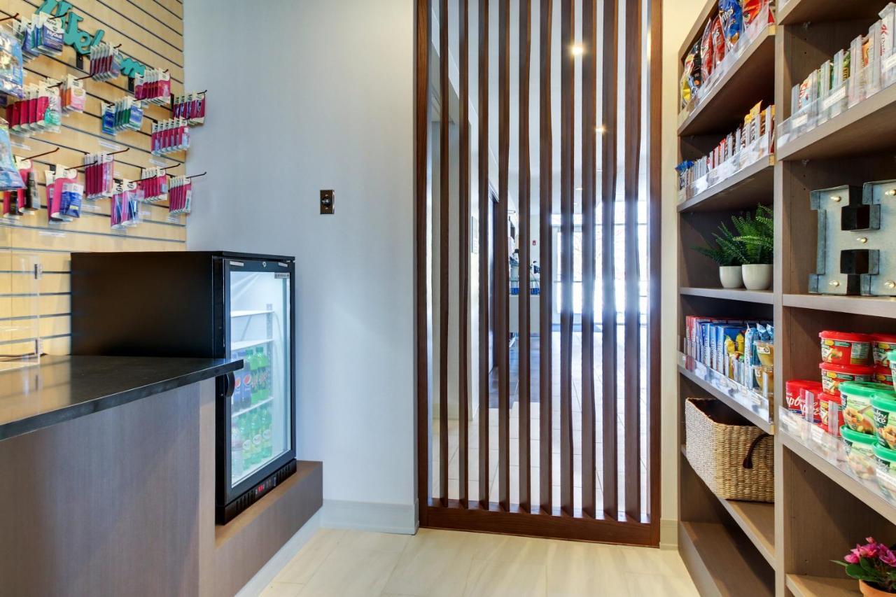 Holiday Inn Express & Suites Galesburg By Ihg Luaran gambar