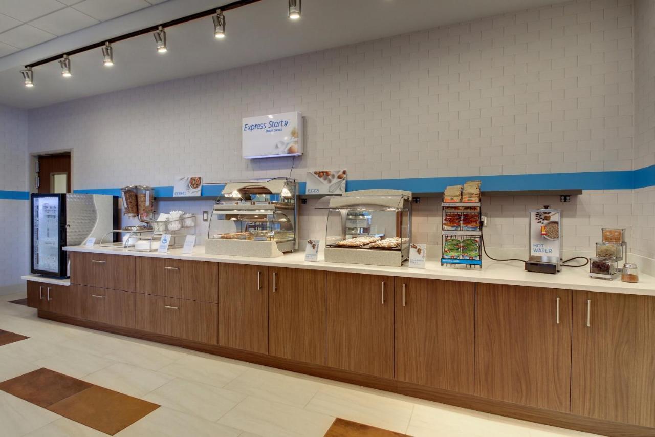 Holiday Inn Express & Suites Galesburg By Ihg Luaran gambar