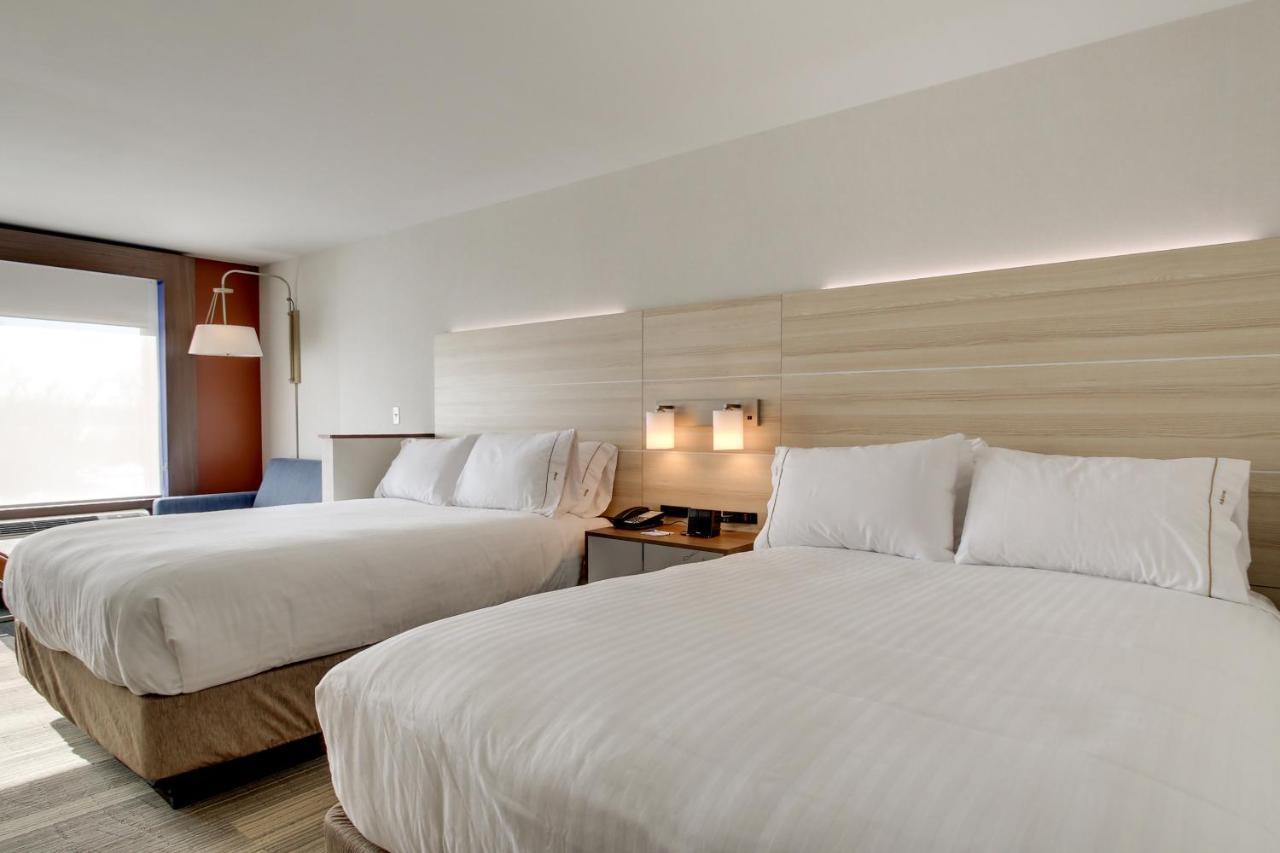 Holiday Inn Express & Suites Galesburg By Ihg Luaran gambar