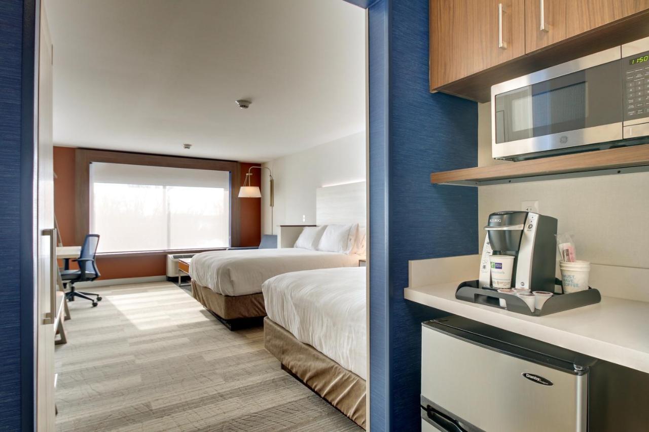 Holiday Inn Express & Suites Galesburg By Ihg Luaran gambar