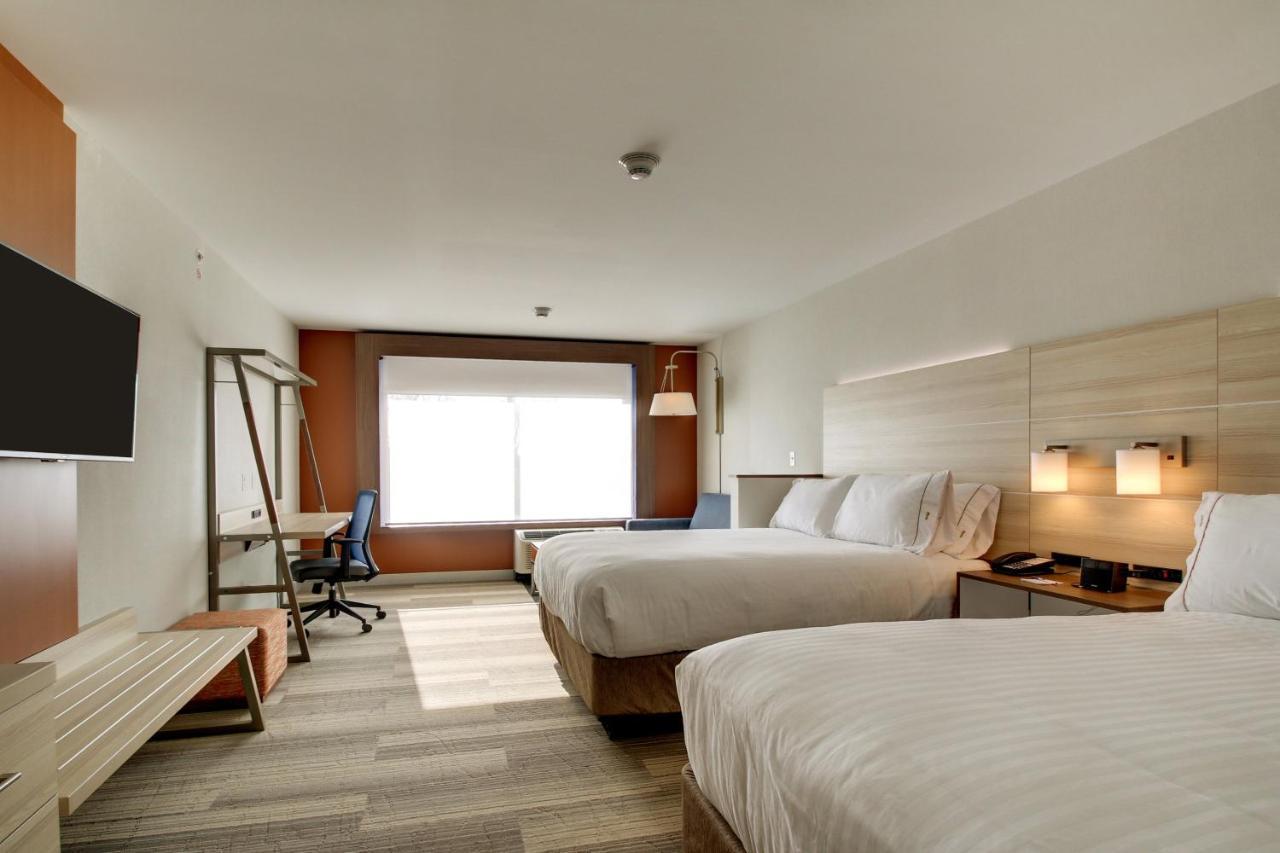 Holiday Inn Express & Suites Galesburg By Ihg Luaran gambar