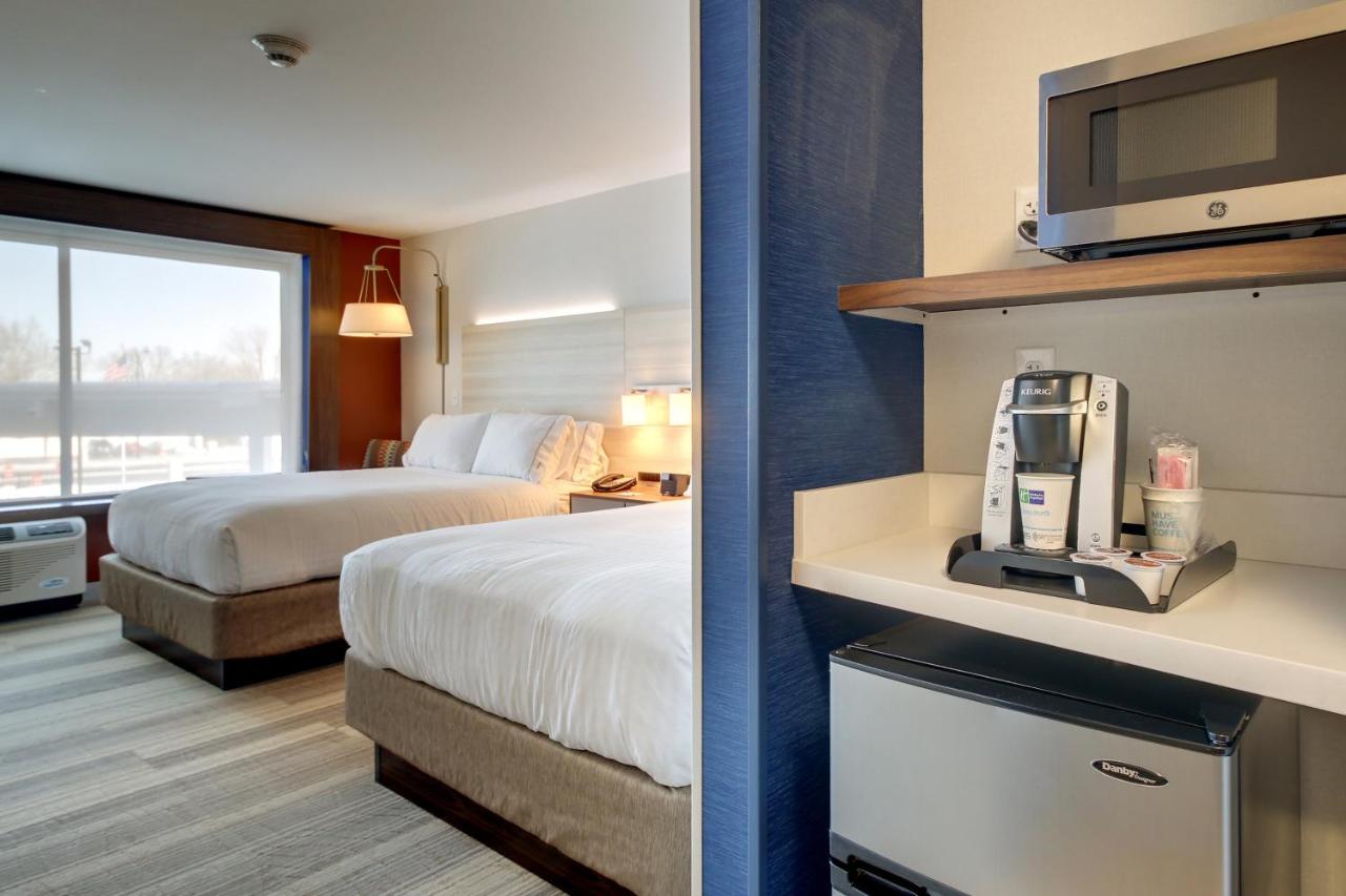 Holiday Inn Express & Suites Galesburg By Ihg Luaran gambar